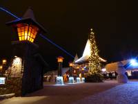   &raquo; Click to zoom ->