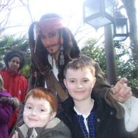   &raquo; Click to zoom ->