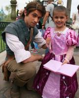   &raquo; Click to zoom ->