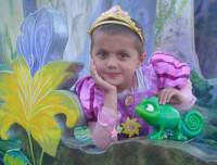   &raquo; Click to zoom ->