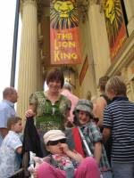   &raquo; Click to zoom ->