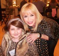   &raquo; Click to zoom ->