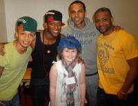 Eve meeting JLS  &raquo; Click to zoom ->