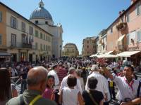   &raquo; Click to zoom ->