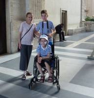   &raquo; Click to zoom ->