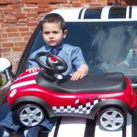   &raquo; Click to zoom ->