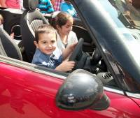   &raquo; Click to zoom ->