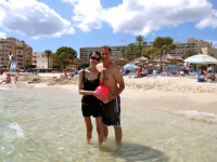   &raquo; Click to zoom ->