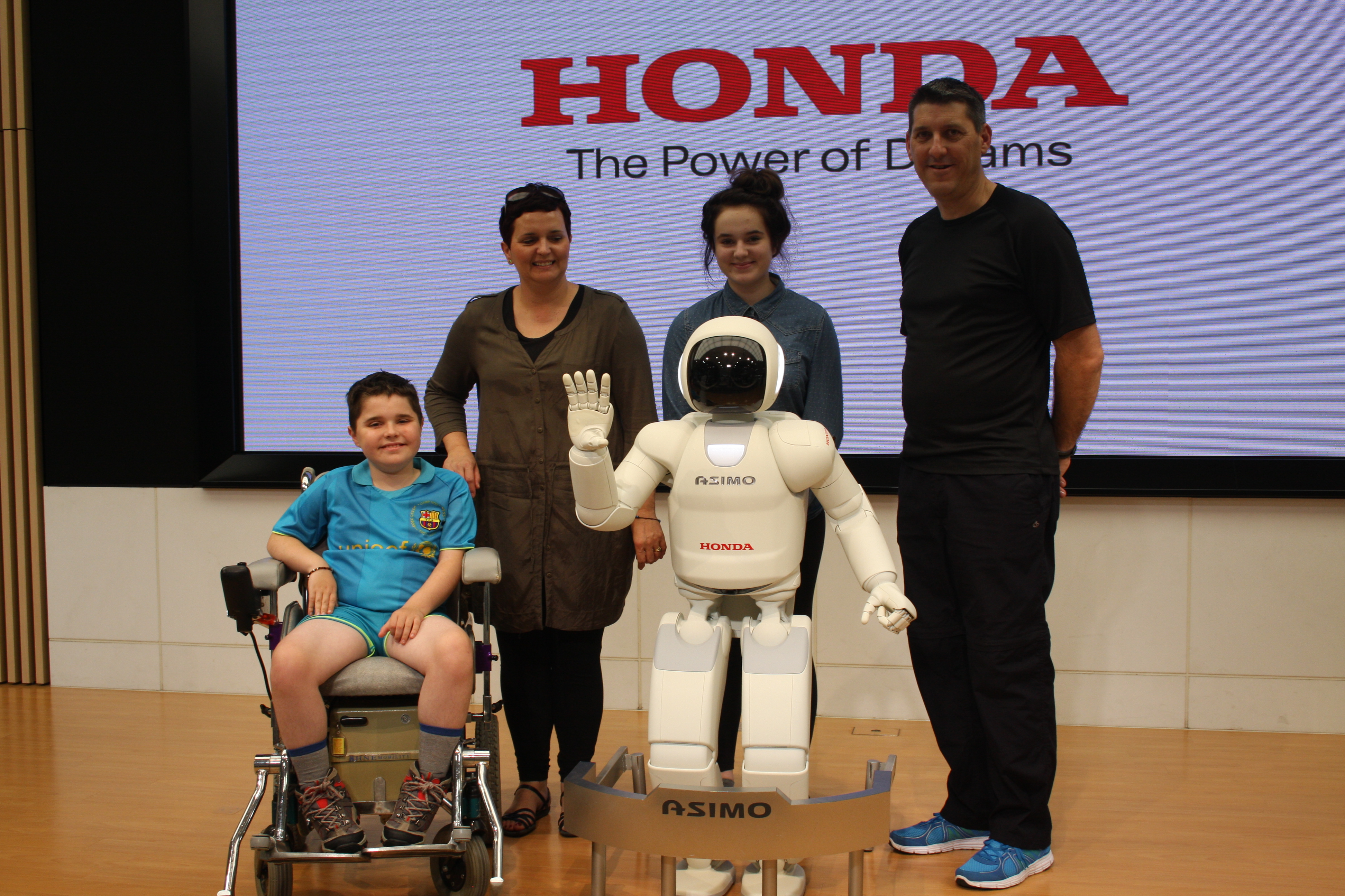 Angus’s Wish to Japan